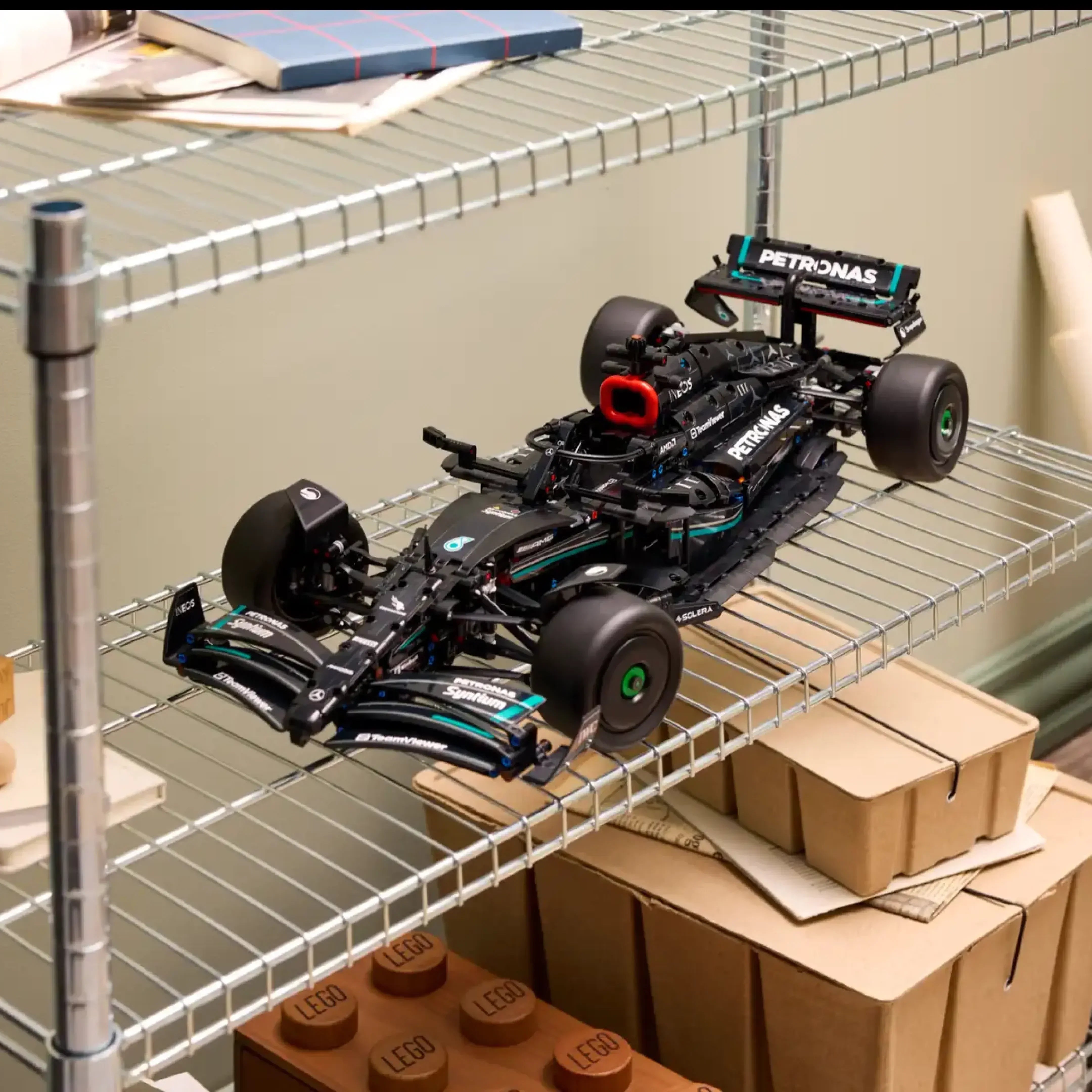 AMG F1 W14 (1642 parts)